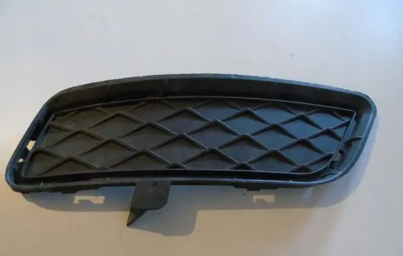 BMW X3 F25 Front bumper lower grill 51117210470