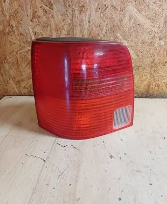 Volkswagen PASSAT B5 Rear/tail lights 3B9945111F