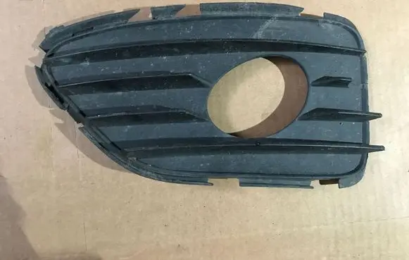 Front bumper lower grill