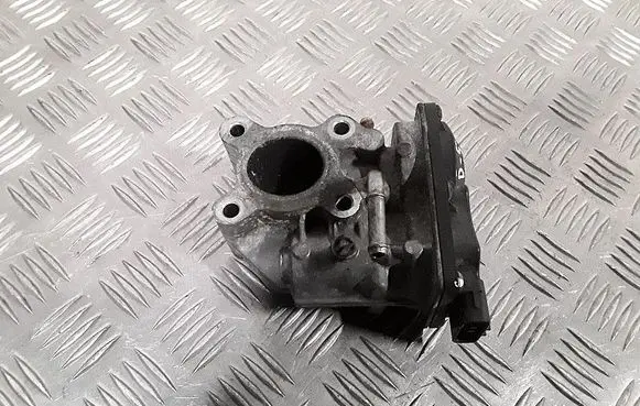Mazda 6 EGR valve cooler sh0120300 vn1501000200