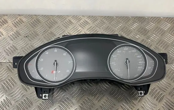 Audi A7 S7 4G Speedometer (instrument cluster) 4G8920985H