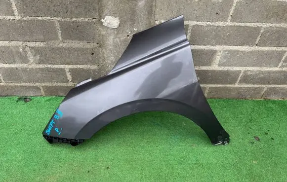 Suzuki Swift IV Fender 