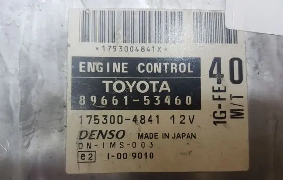 Lexus IS 200-300 Engine control unit/module 8966153460 1753004841