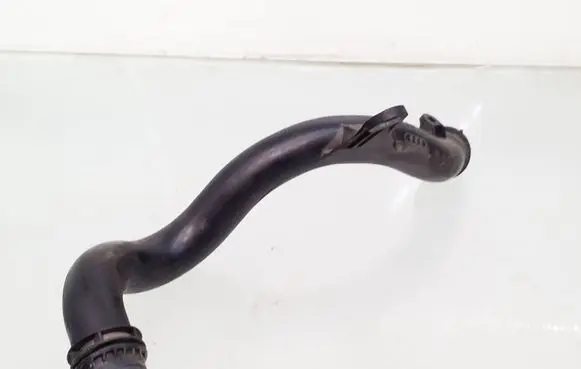 Volkswagen Golf IV Engine coolant pipe/hose 04l121071g