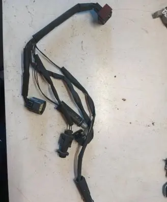 Volvo S40 Headlight/headlamp wiring loom/harness 19654241