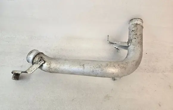 Intercooler hose/pipe