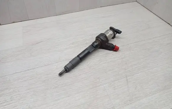 Mazda 6 Fuel injector R2AA13H50 13H50