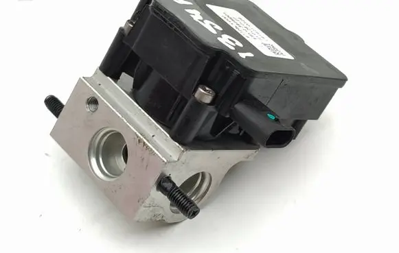 KIA Niro Air conditioning (A/C) expansion valve 97725CV000 EBVQ392M001 V919210329