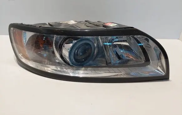 Volvo V50 Headlight/headlamp 31299588