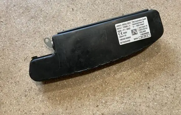 BMW 5 G30 G31 G38 Seat airbag 7383542