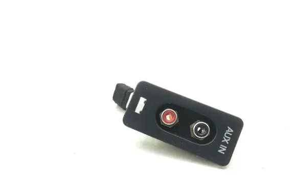 Volkswagen Touareg I AUX in-socket connector 7L6035724