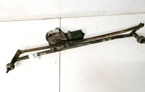 Iveco Daily 40.8 Front wiper linkage and motor