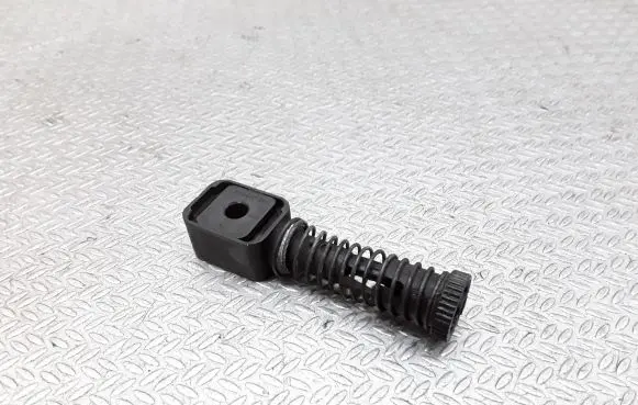 Volkswagen Golf VI Gear shift rod 