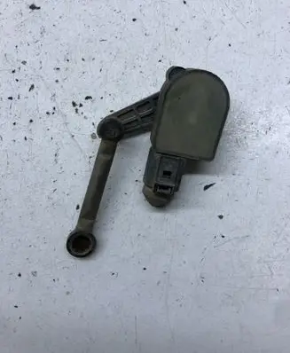 Audi A6 S6 C6 4F Headlight/headlamp level sensor 1T0907503 6PM00873900
