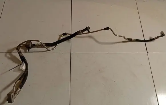 Opel Astra H Air conditioning (A/C) pipe/hose 