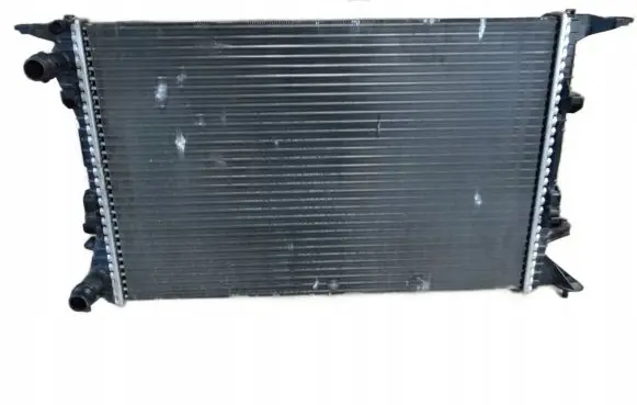 Audi A4 S4 B8 8K Coolant radiator 8K0121251R