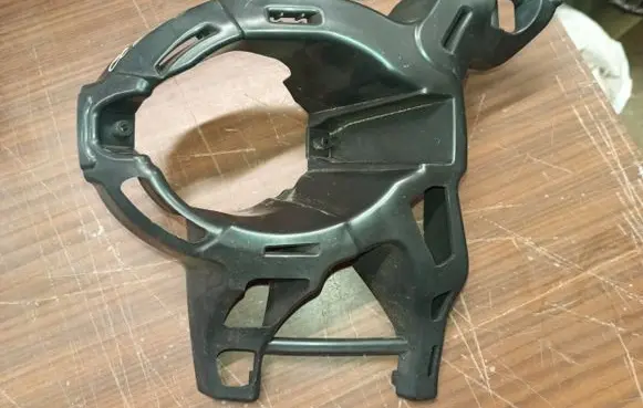Renault Clio III Fog light bracket 