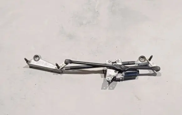 Mercedes-Benz A W176 Front wiper linkage A1769061800