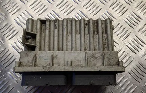 Opel Astra G Coolant fan relay 252618