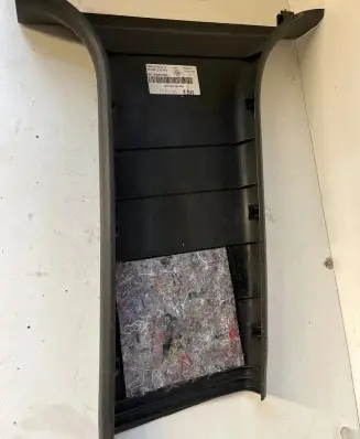 (B) pillar trim (bottom)