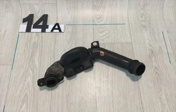 Citroen Berlingo Air intake hose/pipe 9657083280