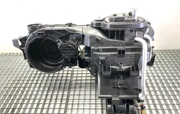 Audi Q3 F3 Heater blower radiator 5WB816005F