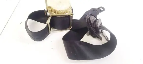 BMW X3 E83 Front seatbelt