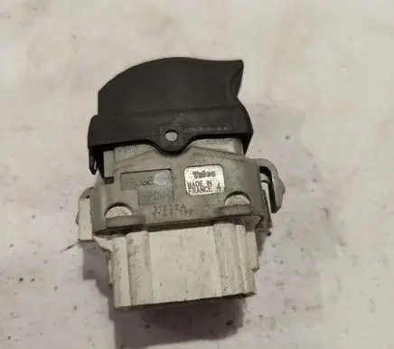 Renault Megane II Electric window control switch 315024