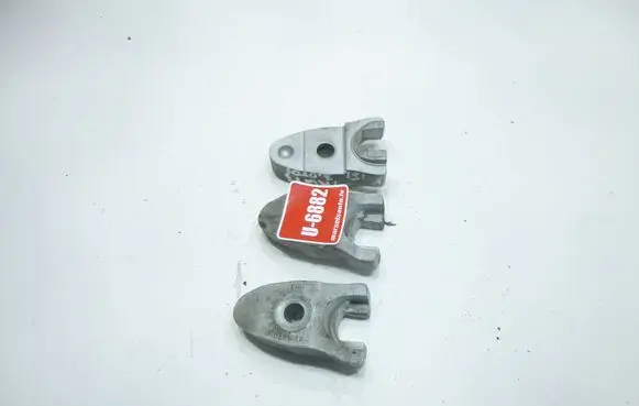 Fuel Injector clamp holder