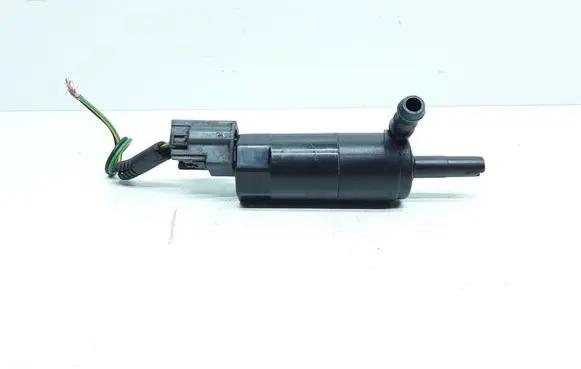 Volvo V50 Headlight washer pump 5902060251P