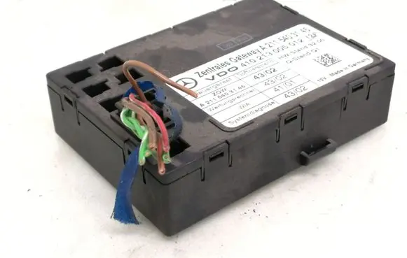 Mercedes-Benz E W211 Gateway control module A2115403145 410213005012