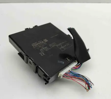 Toyota Prius (XW50) Keyless (KESSY) go control unit/module 8999047130