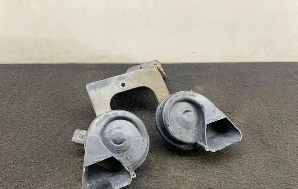 Audi A6 S6 C6 4F Horn signal 024148