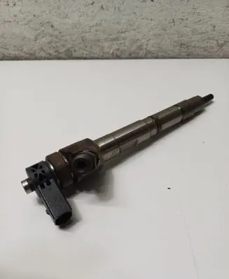 Audi A6 S6 C7 4G Fuel injector 04L130277AE 0445110471