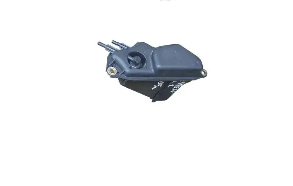 Vacuum air tank