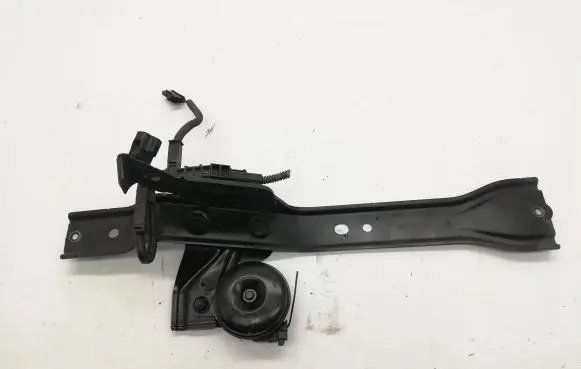 Toyota RAV 4 (XA40) Horn signal