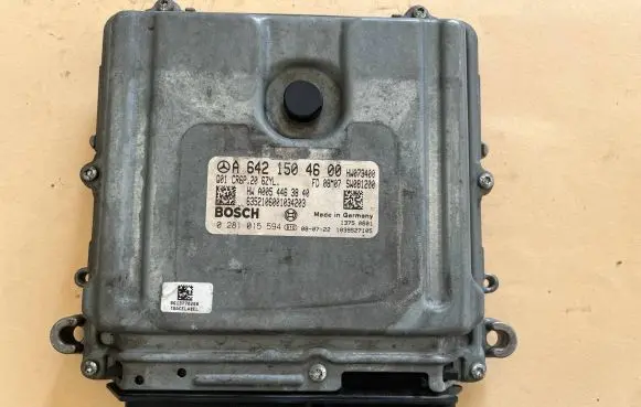 Mercedes-Benz ML W164 Engine control unit/module A6421504600 0281015594