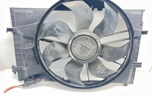 Mercedes-Benz CLK A209 C209 Electric radiator cooling fan A2035001793