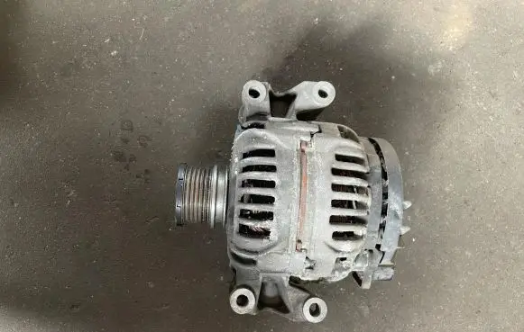 Mercedes-Benz C W204 Generator/alternator 0141542702