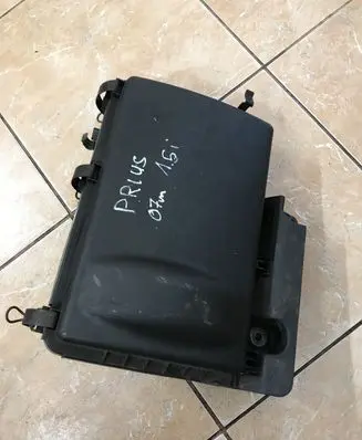 Toyota Prius (XW20) Air filter box 1001406970