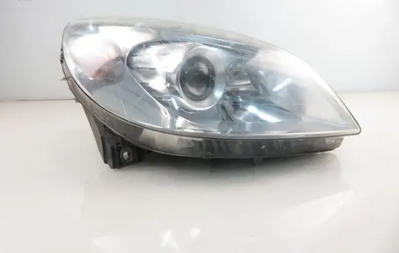 Mercedes-Benz B W245 Headlight/headlamp A1698201861