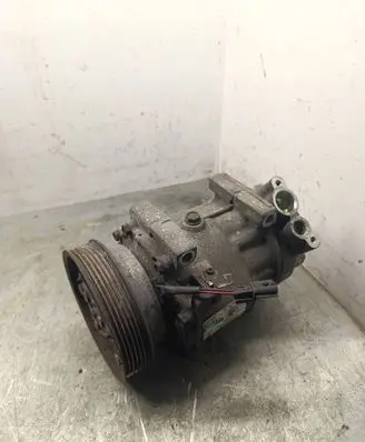 Nissan Qashqai Air conditioning (A/C) compressor (pump) 926009865R