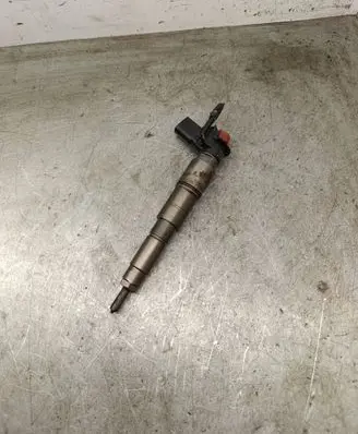 BMW X5 E70 Fuel injector 0445115070