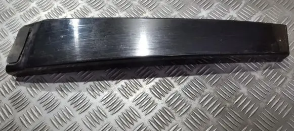 Volkswagen Touareg I Other front door trim element 
