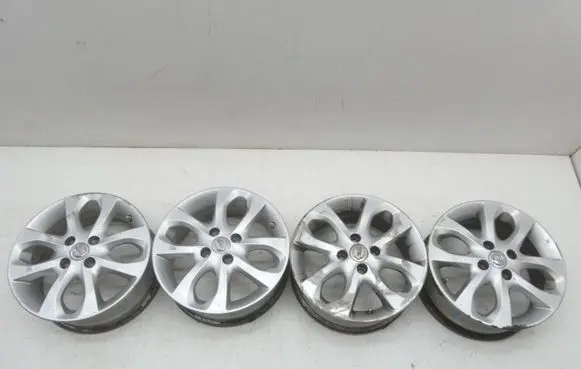 Nissan Micra R18 alloy rim 