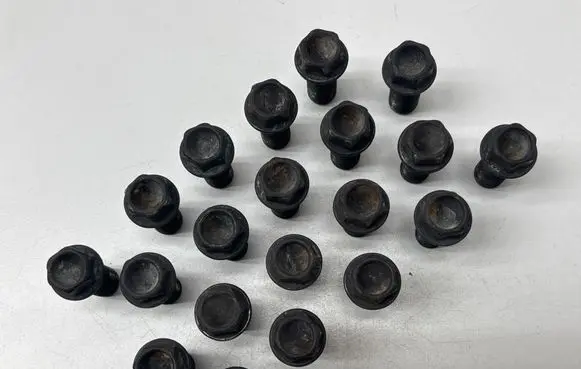 BMW X1 F48 F49 Nuts/bolts 