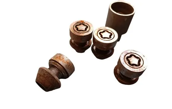 Volvo S80 Nuts/bolts 