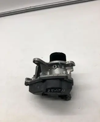 Audi A5 EGR valve 05l131501m