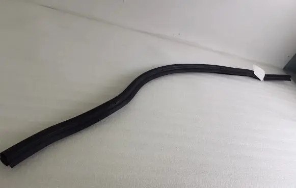 Porsche Cayenne (92A) Engine compartment rubber 7P5823727B