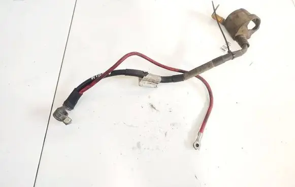 Volkswagen Golf Plus Positive cable (battery) 